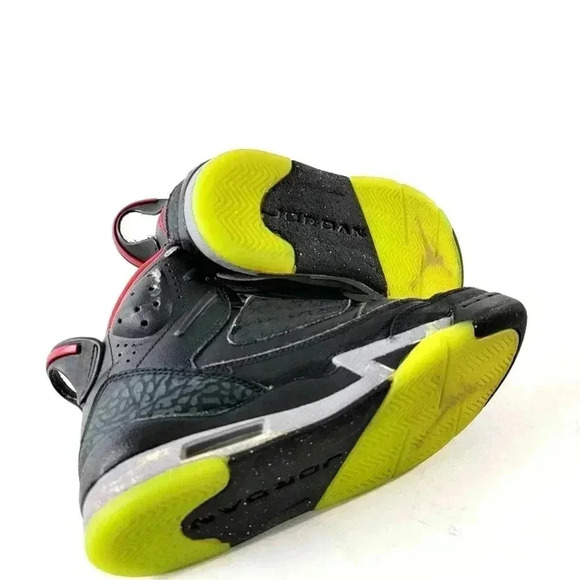 Nike Air Jordan Son of Mars (BG) - Picture 4 of 11